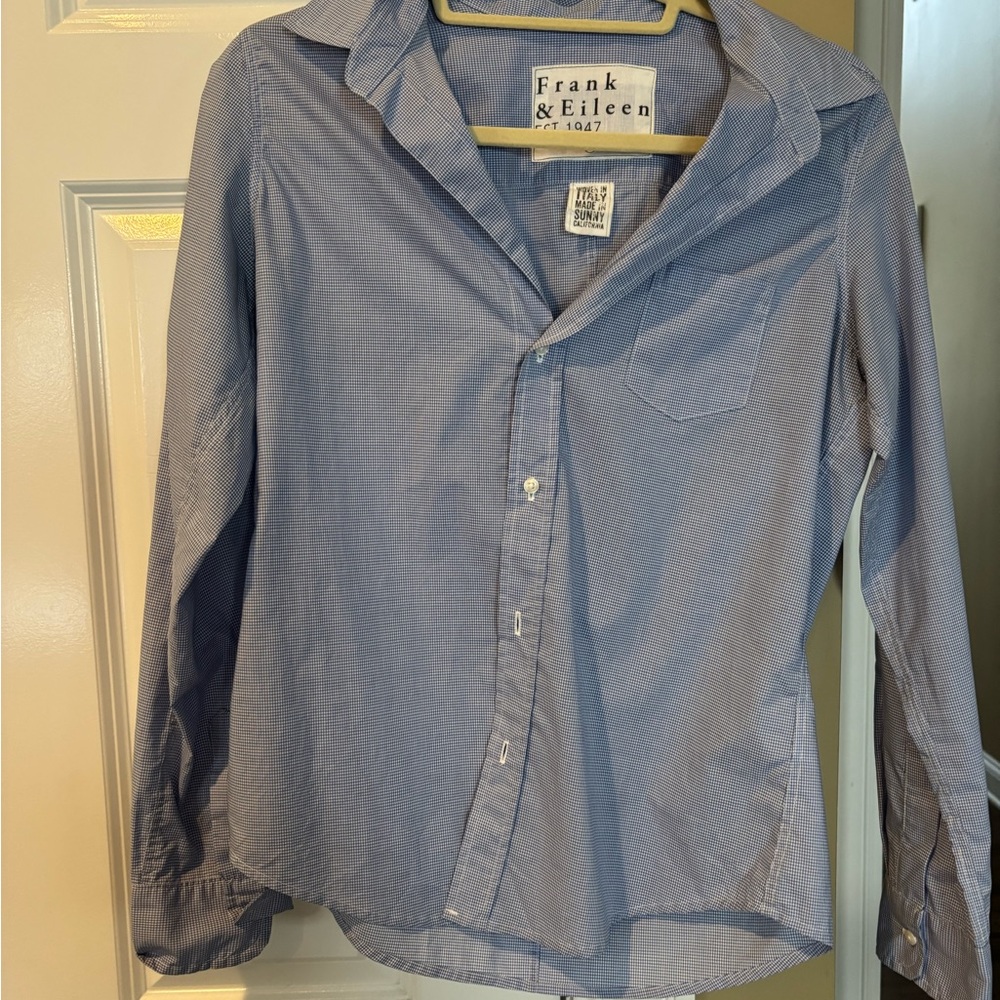 Frank & Eileen Light Blue Casual Button Down Shirt